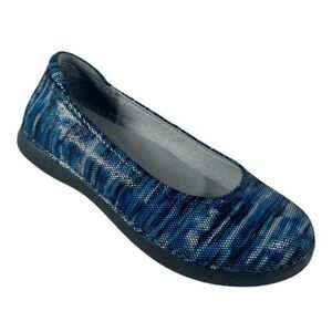 Alegria Size 9 Slip On Ballet Flats Blue Petal Wavy Print Summer Casual Comfort